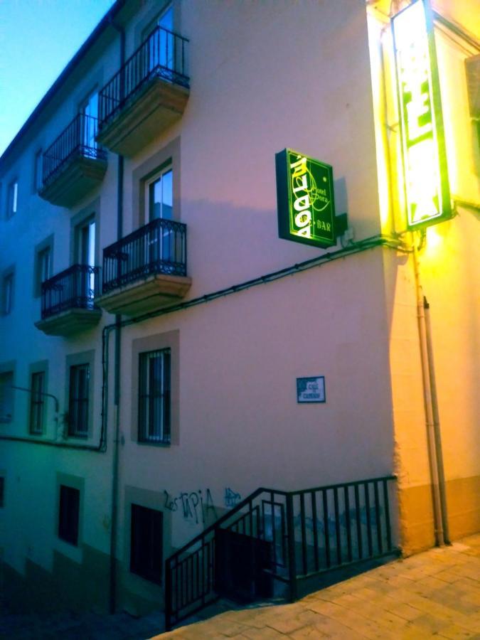 Hotel Dora ปลาเซนเซีย ภายนอก รูปภาพ