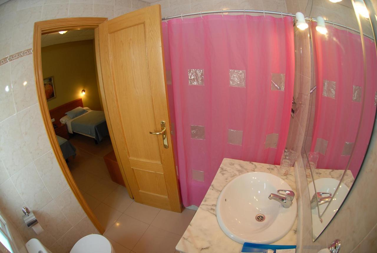 Hotel Dora ปลาเซนเซีย ภายนอก รูปภาพ