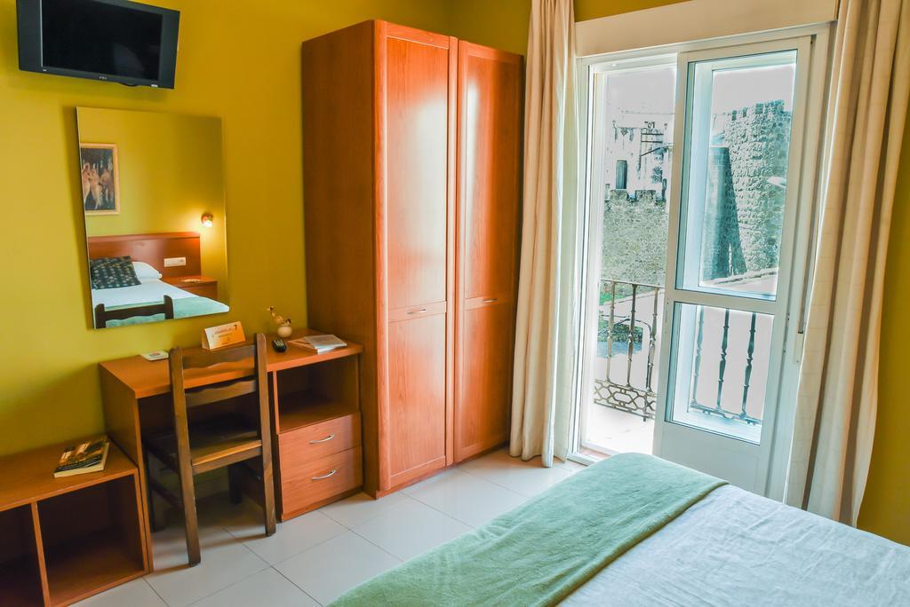 Hotel Dora ปลาเซนเซีย ภายนอก รูปภาพ